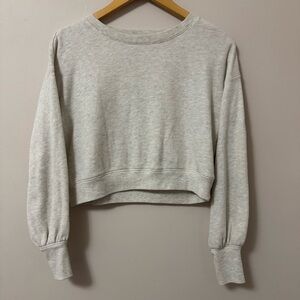 True craft (S) cream white cropped long sleeve pullover crew neck sweater